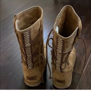 Chestnut Ugg Lo pro Tasman boots